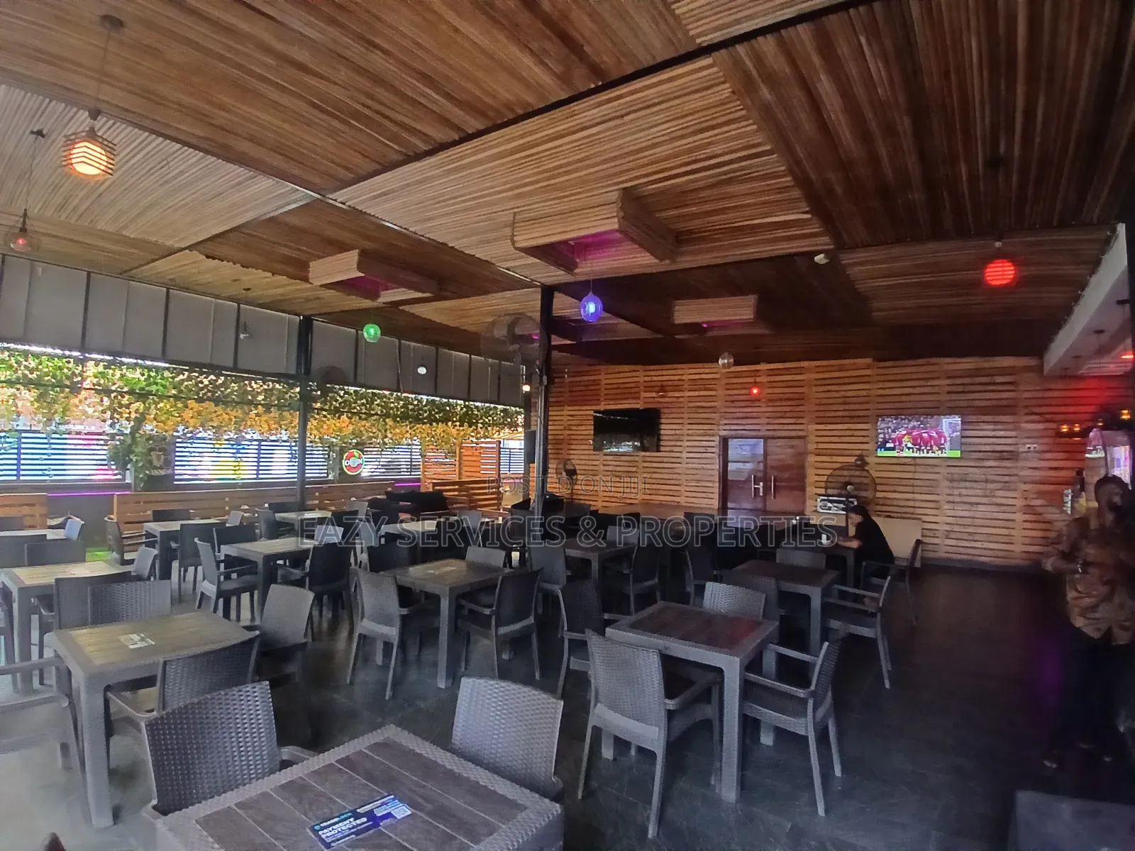 Purposely Built Restaurant Bar Apace With VIP Lounge, Club in Ajah in Ado / Ajah