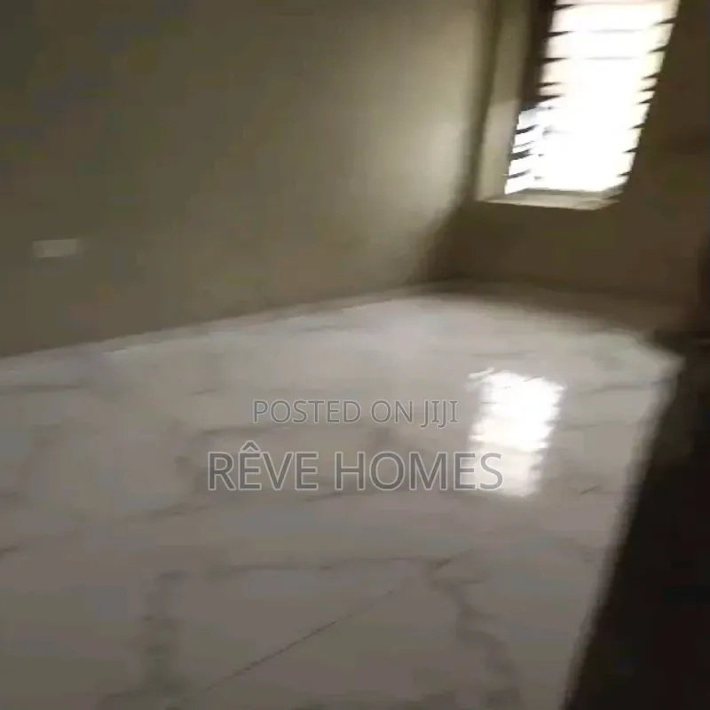 2bdrm Block of Flats in Ebute Metta for rent in Ebute Metta