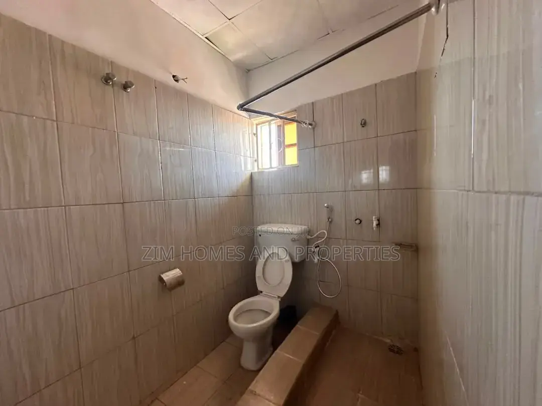 3bdrm Block of Flats in Zim Homes And, Wuye for rent in Wuye