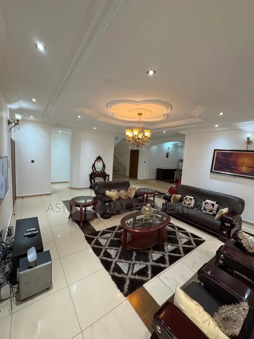 3/4-Bedroom Self Compound Duplex | Magodo GRA Phase 2. in Magodo