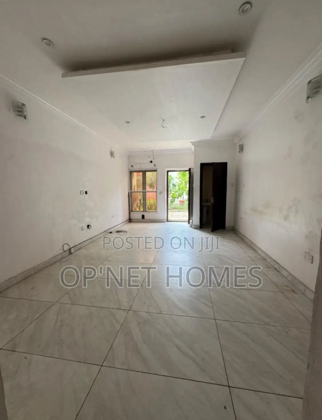 2bdrm Bungalow in Lekki for sale in Lekki