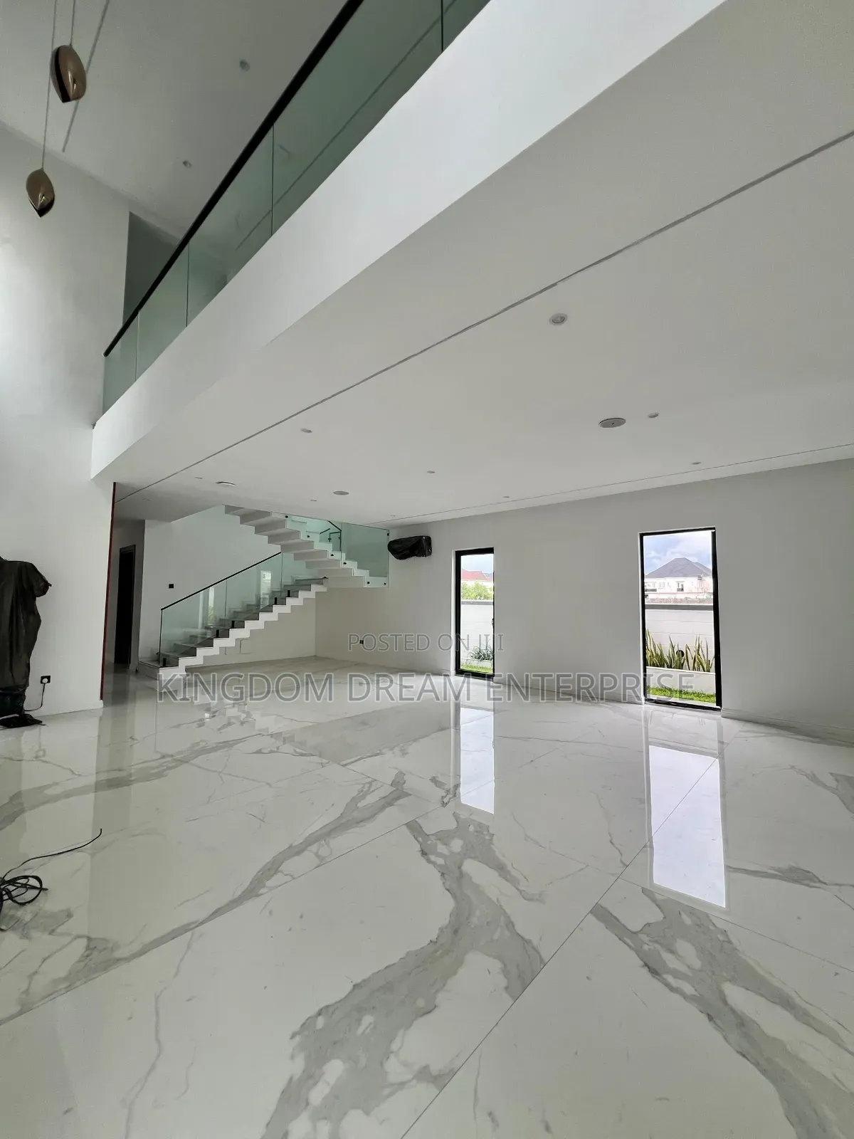 5bdrm Duplex in Vgc for sale in VGC / Ajah