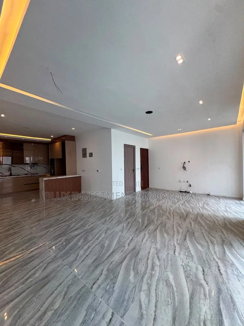 3bdrm Apartment in Platinum Way, Osapa london for sale in Osapa london