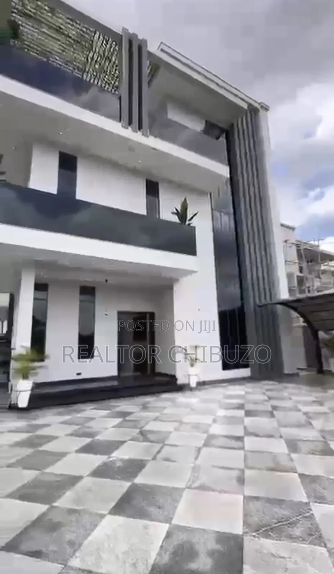 Furnished 5bdrm Duplex in Apo Resettlement for sale in Apo Resettlement