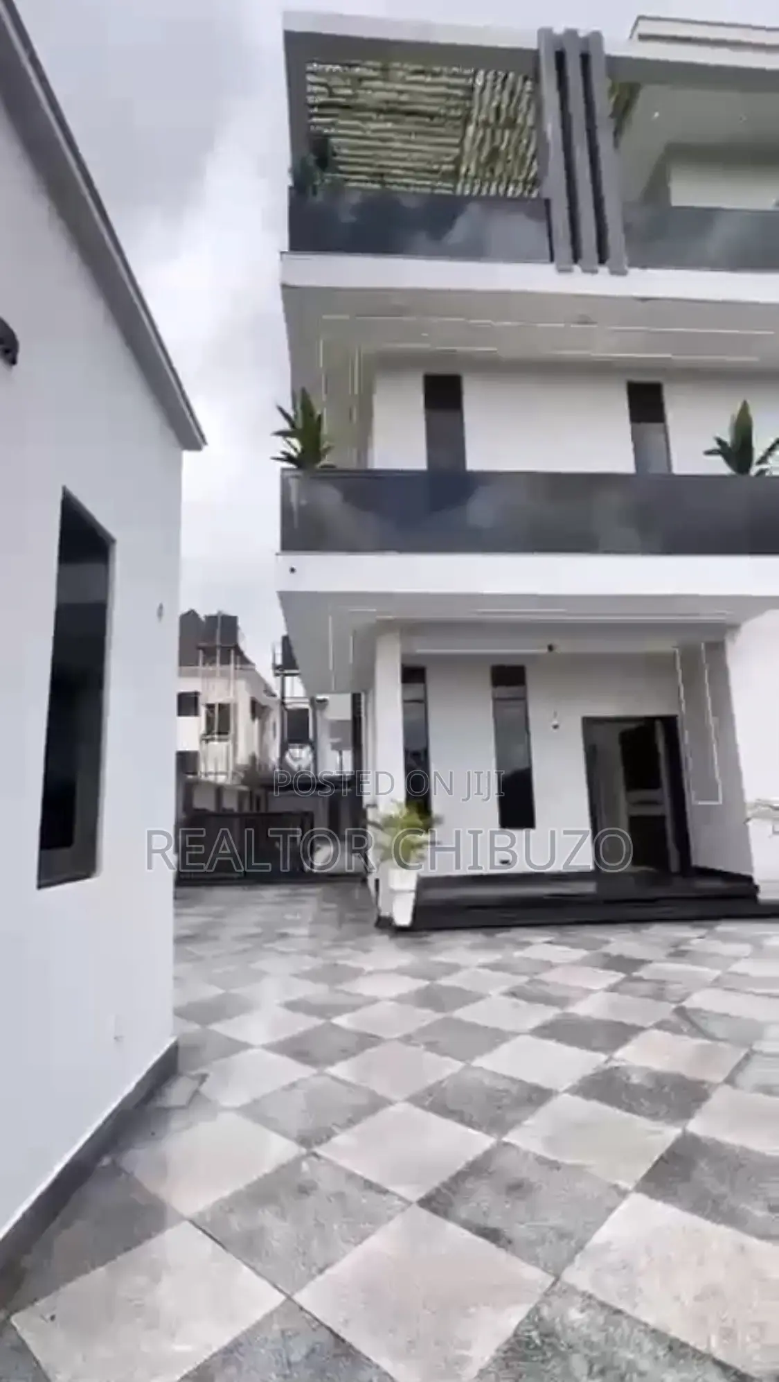 Furnished 5bdrm Duplex in Apo Resettlement for sale in Apo Resettlement