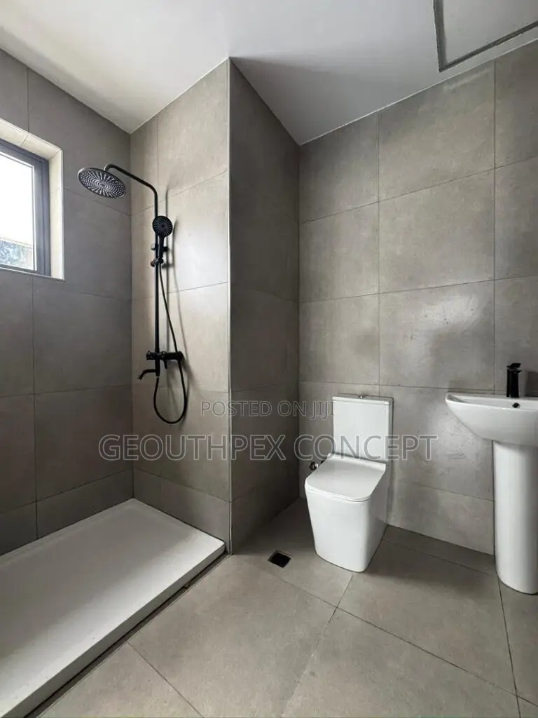 4bdrm Duplex in Rotimi Williams, Old Bodija for sale in Old Bodija