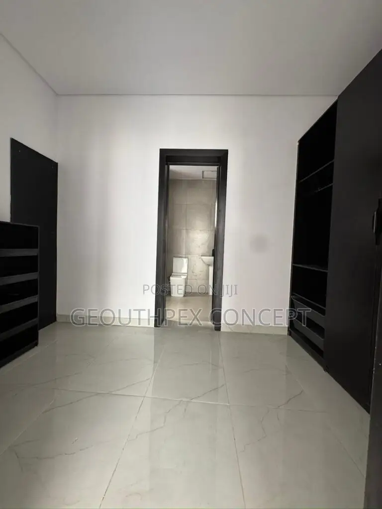 4bdrm Duplex in Rotimi Williams, Old Bodija for sale in Old Bodija