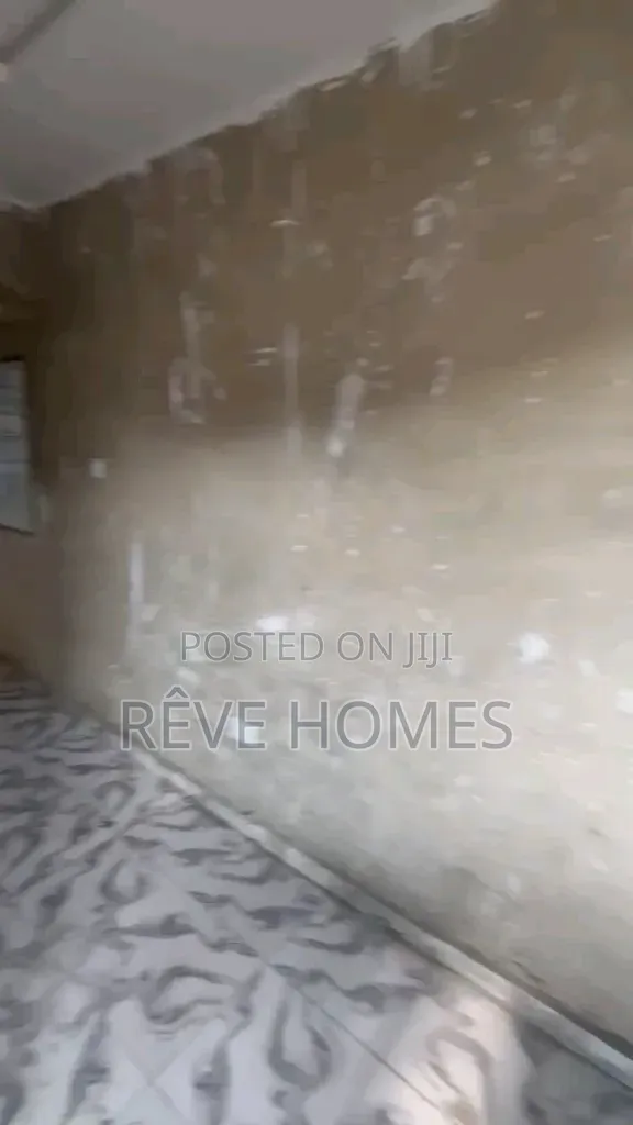 Studio Apartment in Soluyi for rent in Soluyi