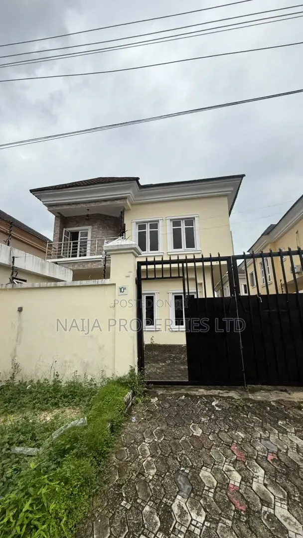 5bdrm Duplex in Ikota for rent in Ikota