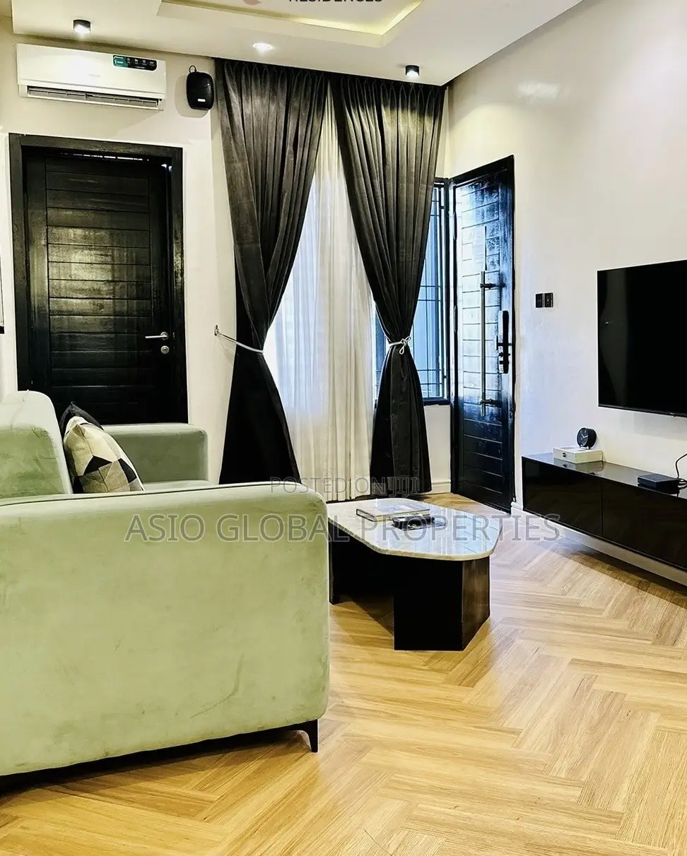 1-Bedroom Modern Apartment With Workstation in Lekki Phase 1 in Lekki Phase 1