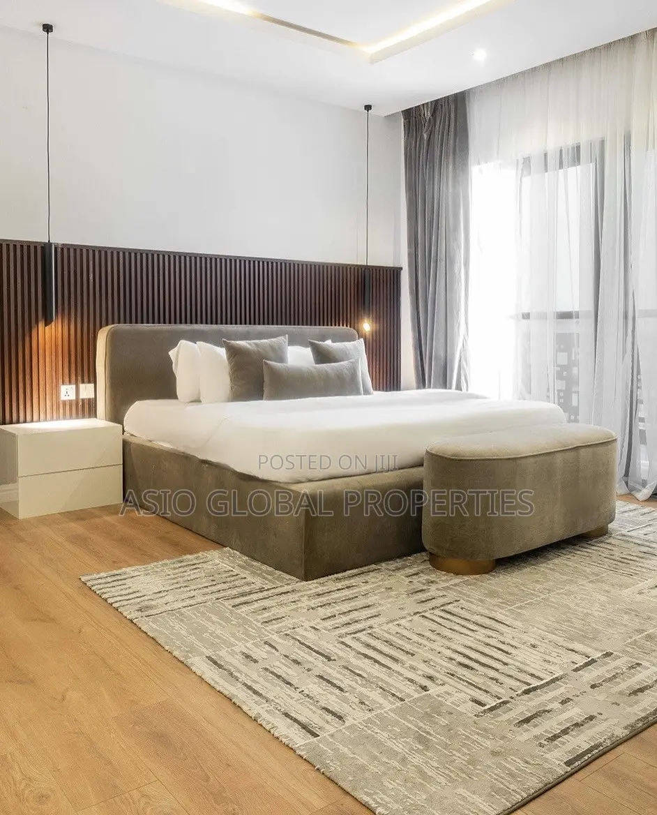 2-Bedr Penthouse Apartment With Ps5/Rooftop/Balcony in Lekki Phase 1 in Lekki Phase 1