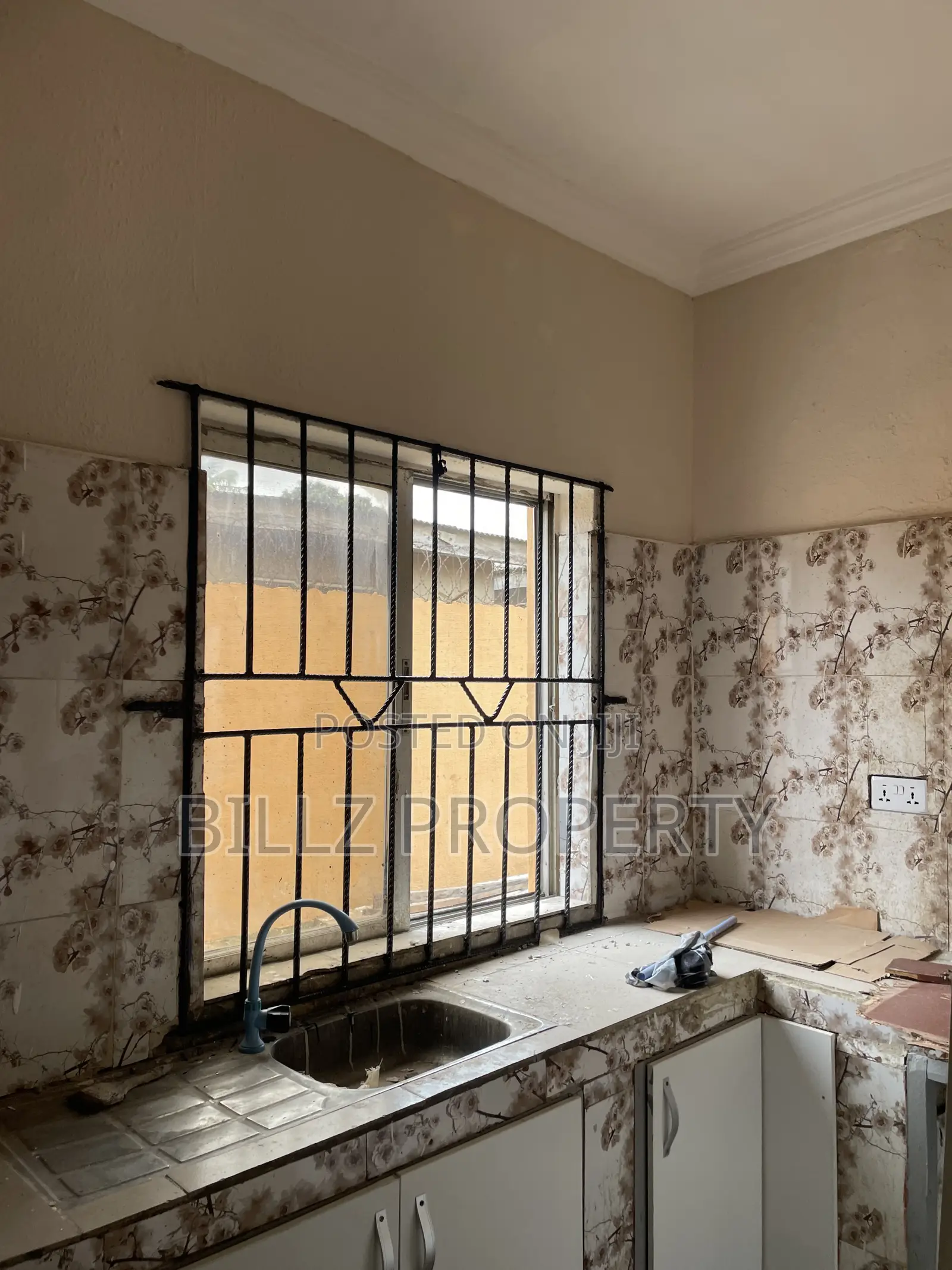 Furnished Mini Flat in Ona Ara, Abule Egba for rent in Abule Egba