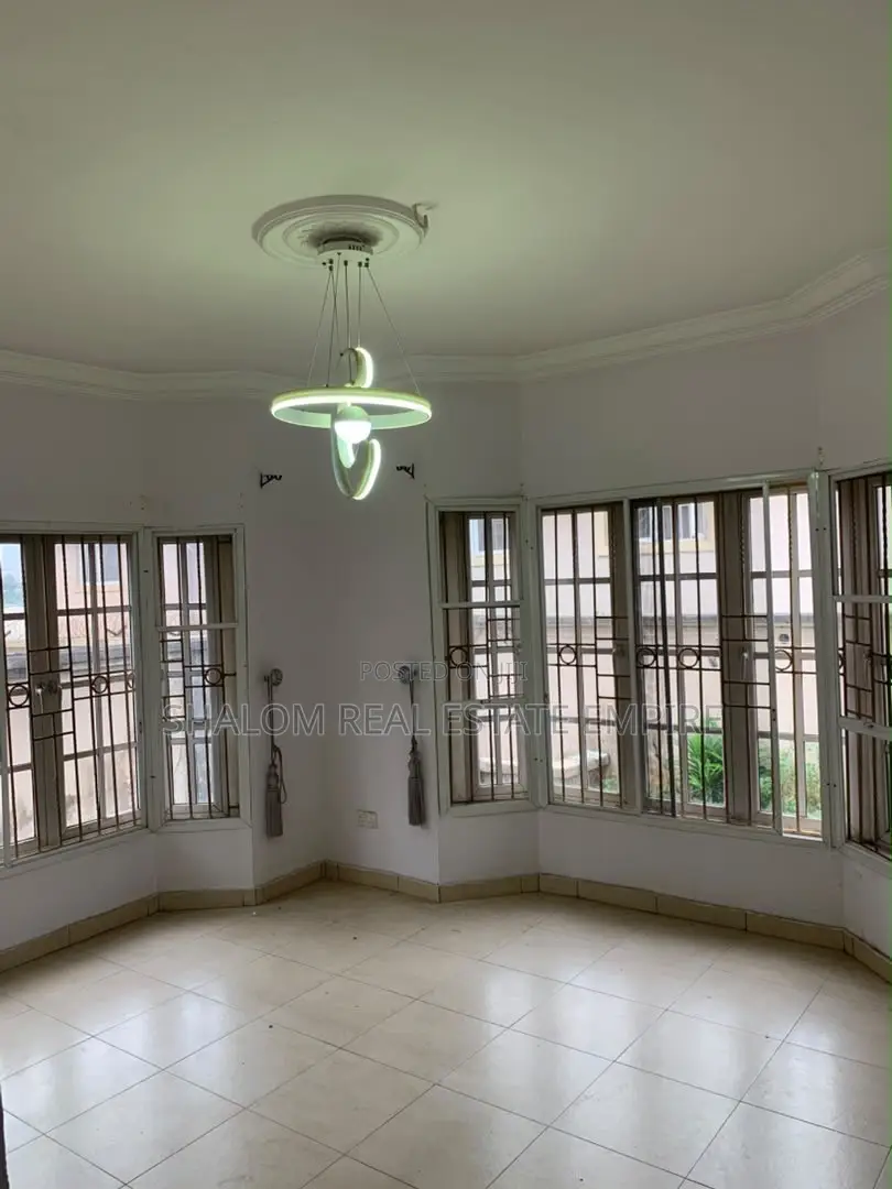 3bdrm Apartment in Omole Phase2 for rent in Omole Phase 2