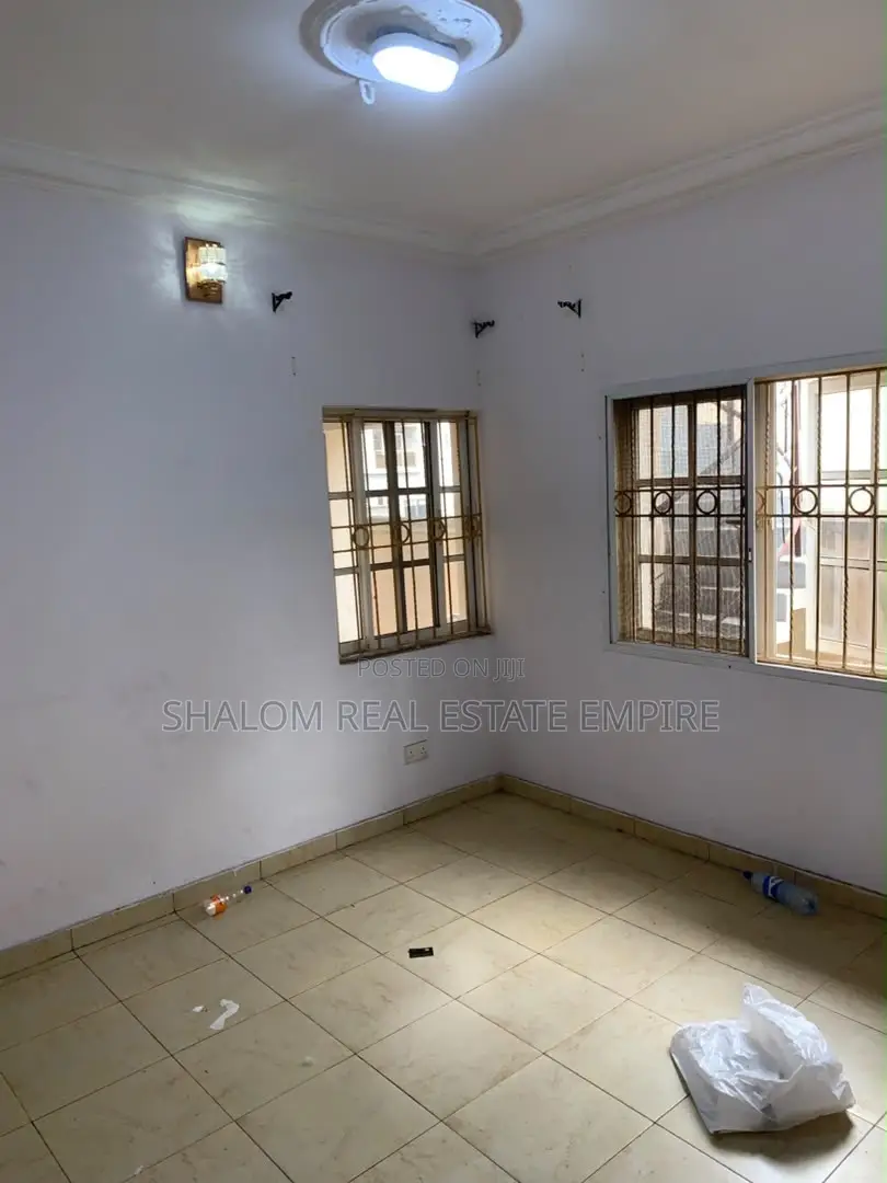 3bdrm Apartment in Omole Phase2 for rent in Omole Phase 2