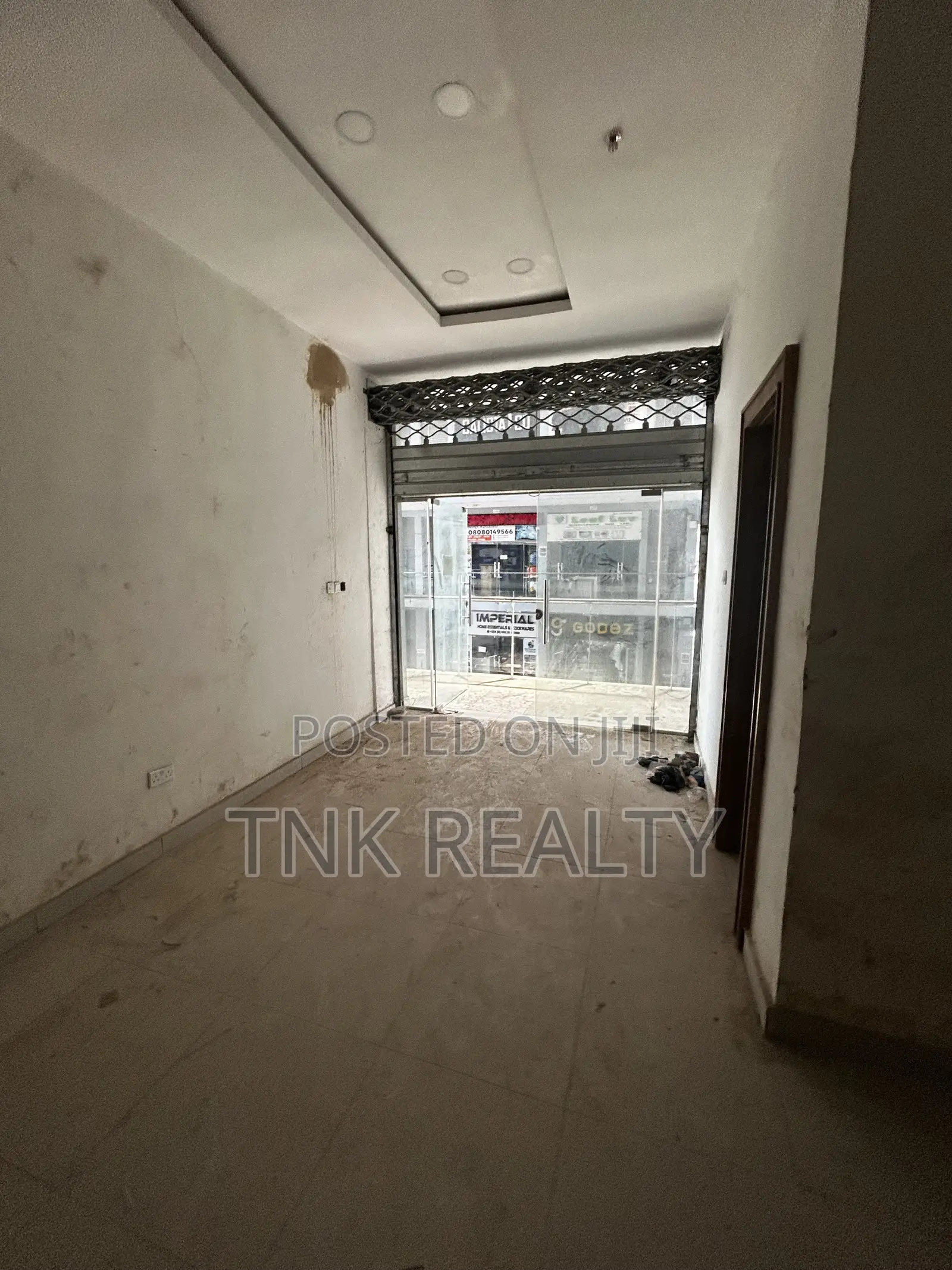 Shop Space for Rent in Wuse 2 in Wuse 2
