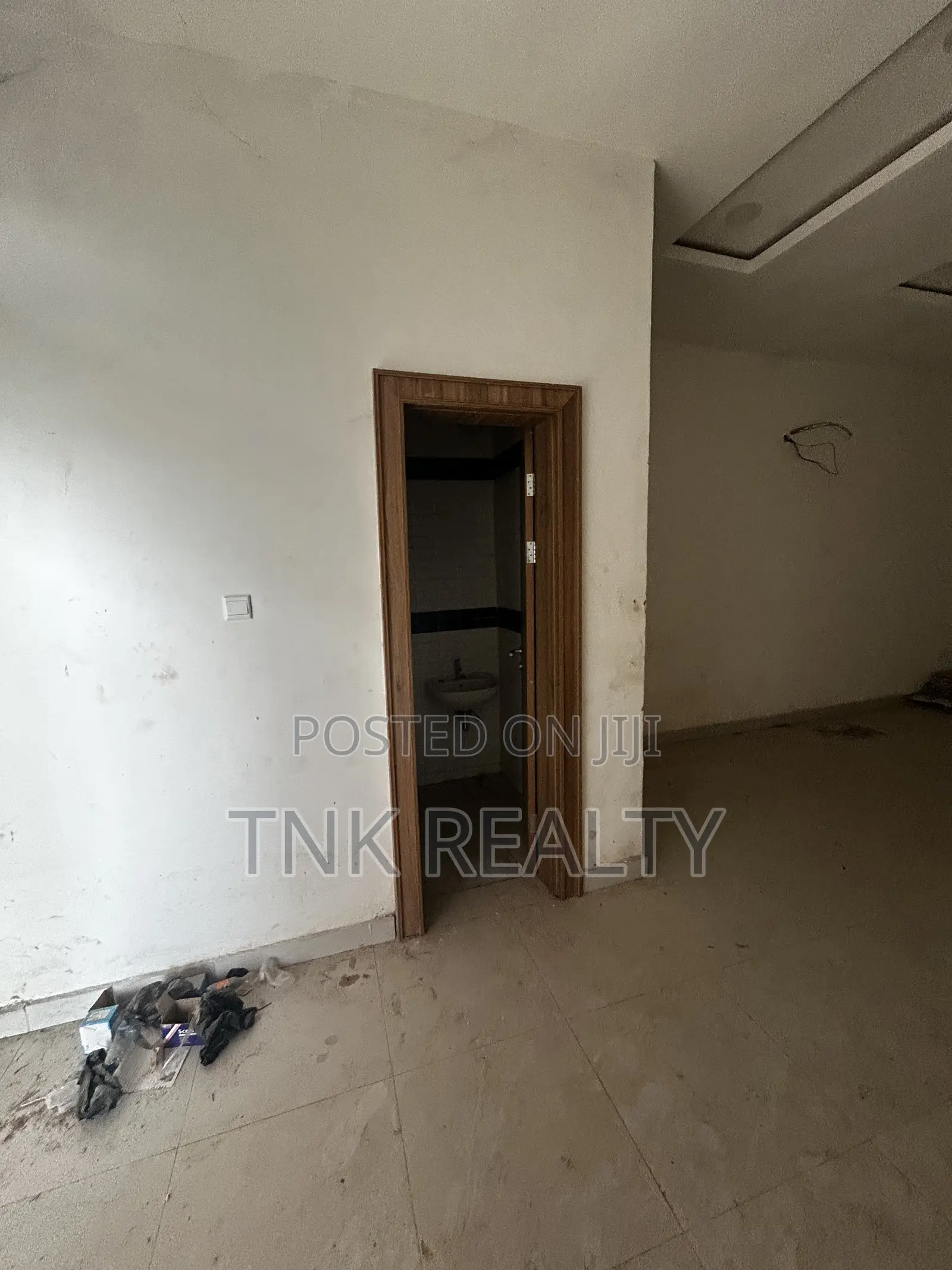 Office Space for Sale in Wuse 2 in Wuse 2