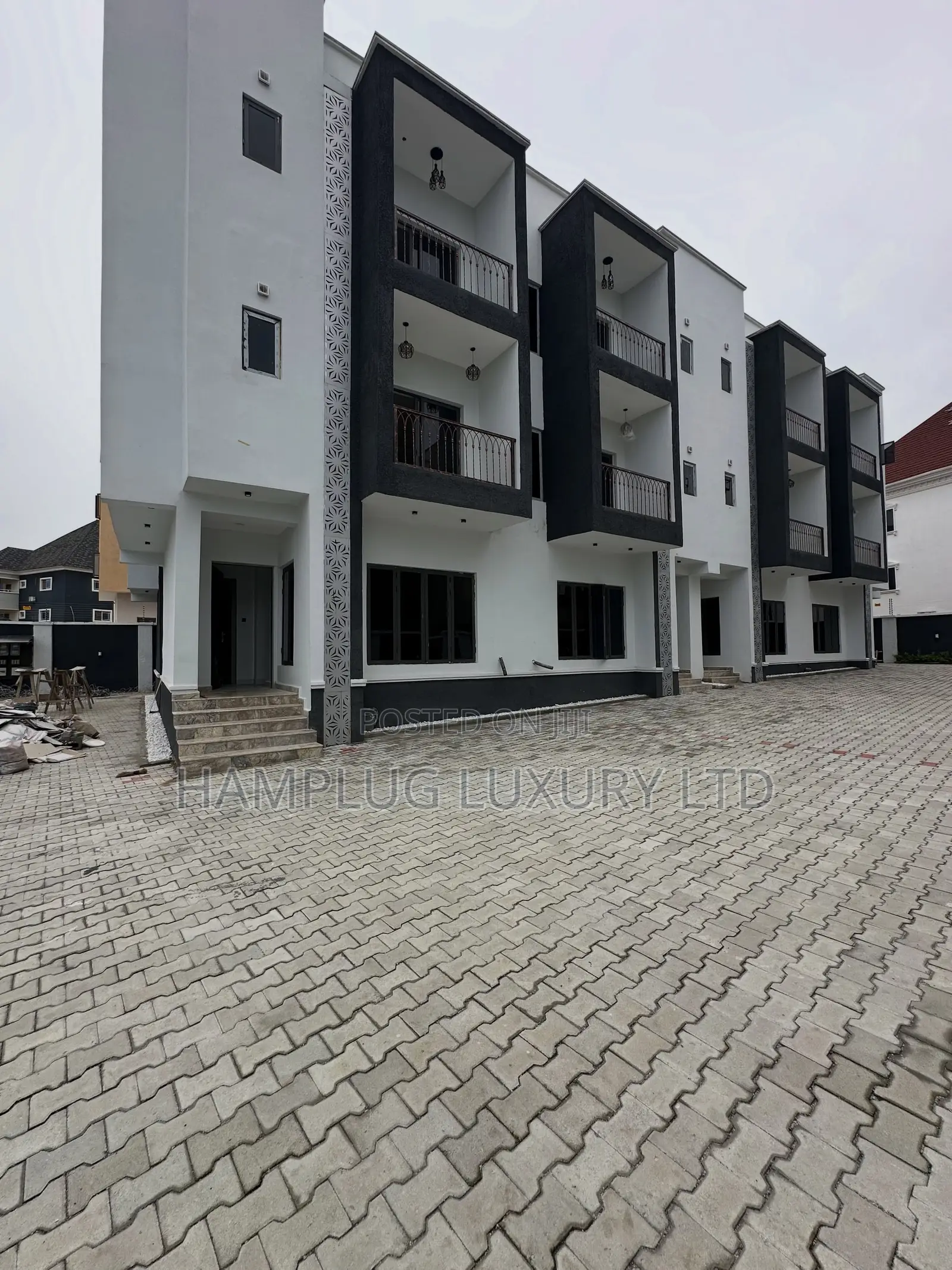 4bdrm Townhouse/Terrace in Jahi for sale in Jahi