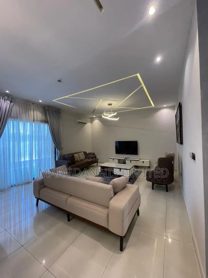 5bdrm Duplex in Lekki Phase 1 for sale in Lekki Phase 1