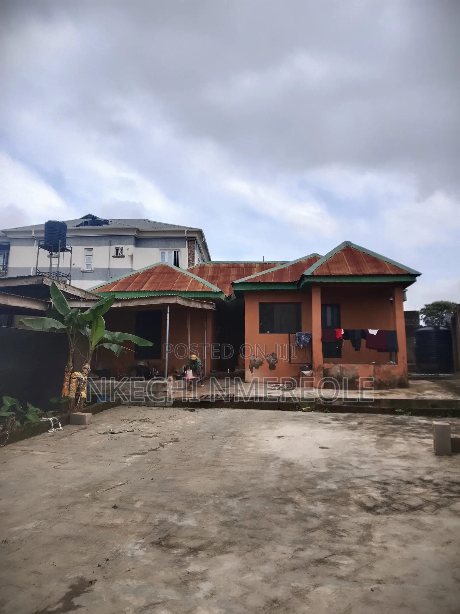 4bdrm Bungalow in Lagos Extension, Obafemi-Owode for sale in Obafemi-Owode