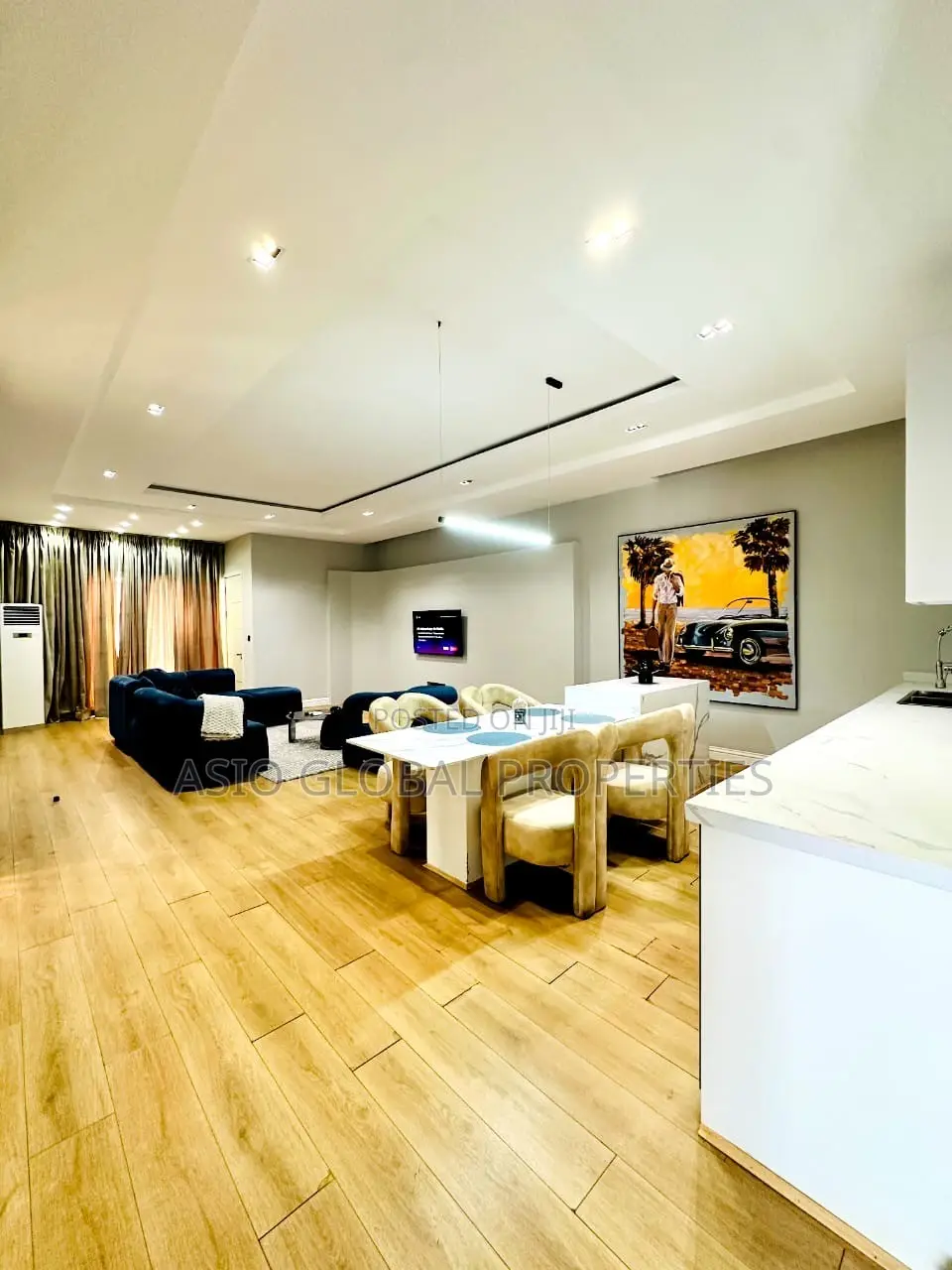 3-Bedroom Apartment With Private Balcony/Workstation in Lekki Phase 1 in Lekki Phase 1