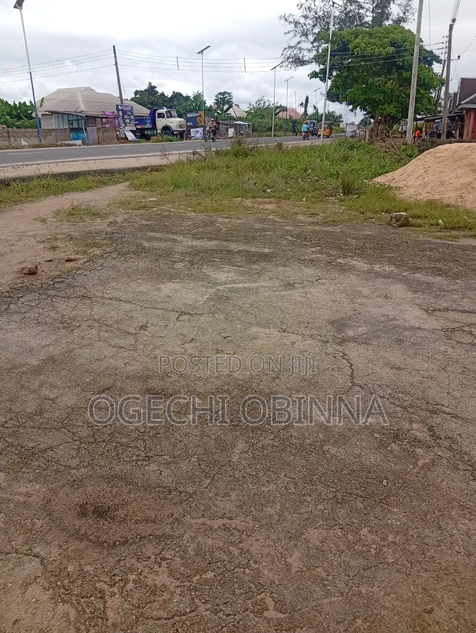 Distress Sale of 1 Half Plots WTH Building on D Major Igboh Etche Rd in Port-Harcourt