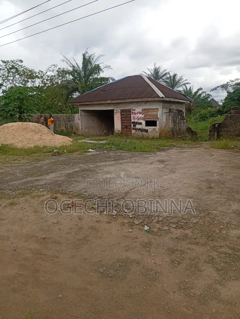 Distress Sale of 1 Half Plots WTH Building on D Major Igboh Etche Rd in Port-Harcourt