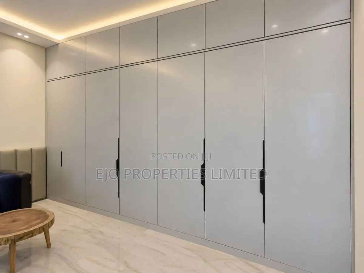Furnished 3bdrm Apartment in Old Ikoyi for sale in Old Ikoyi