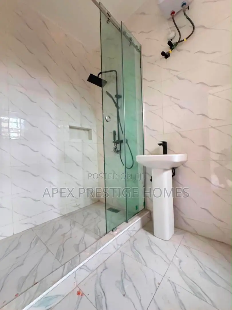 Furnished 2bdrm Apartment in Surulere for sale in Aguda / Surulere