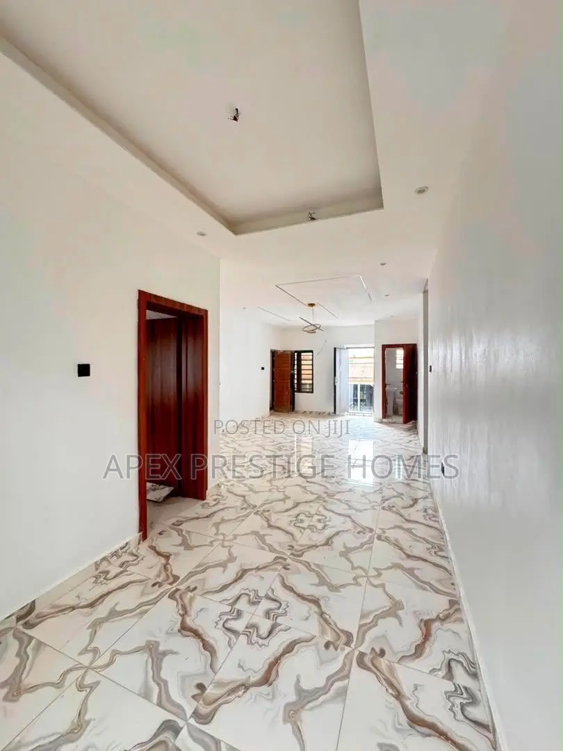 Furnished 2bdrm Apartment in Surulere for sale in Aguda / Surulere