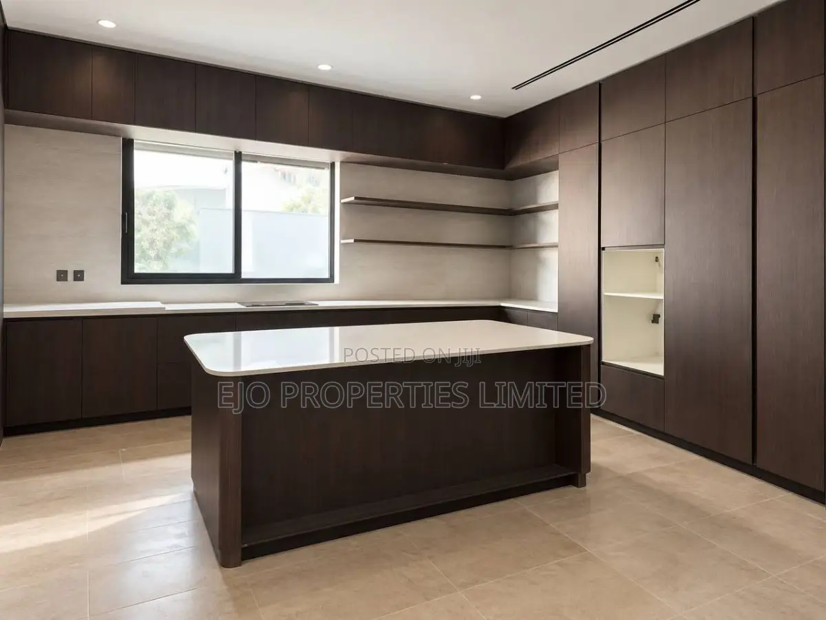 4bdrm Maisonette in Old Ikoyi for sale in Old Ikoyi