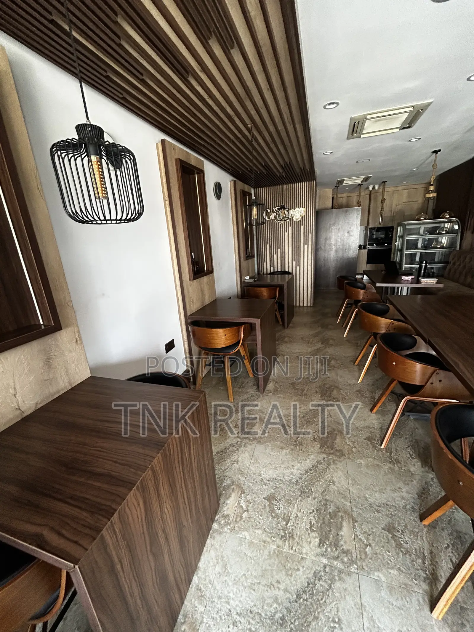 Office/Shop Space for Sale in Wuse 2 in Wuse 2