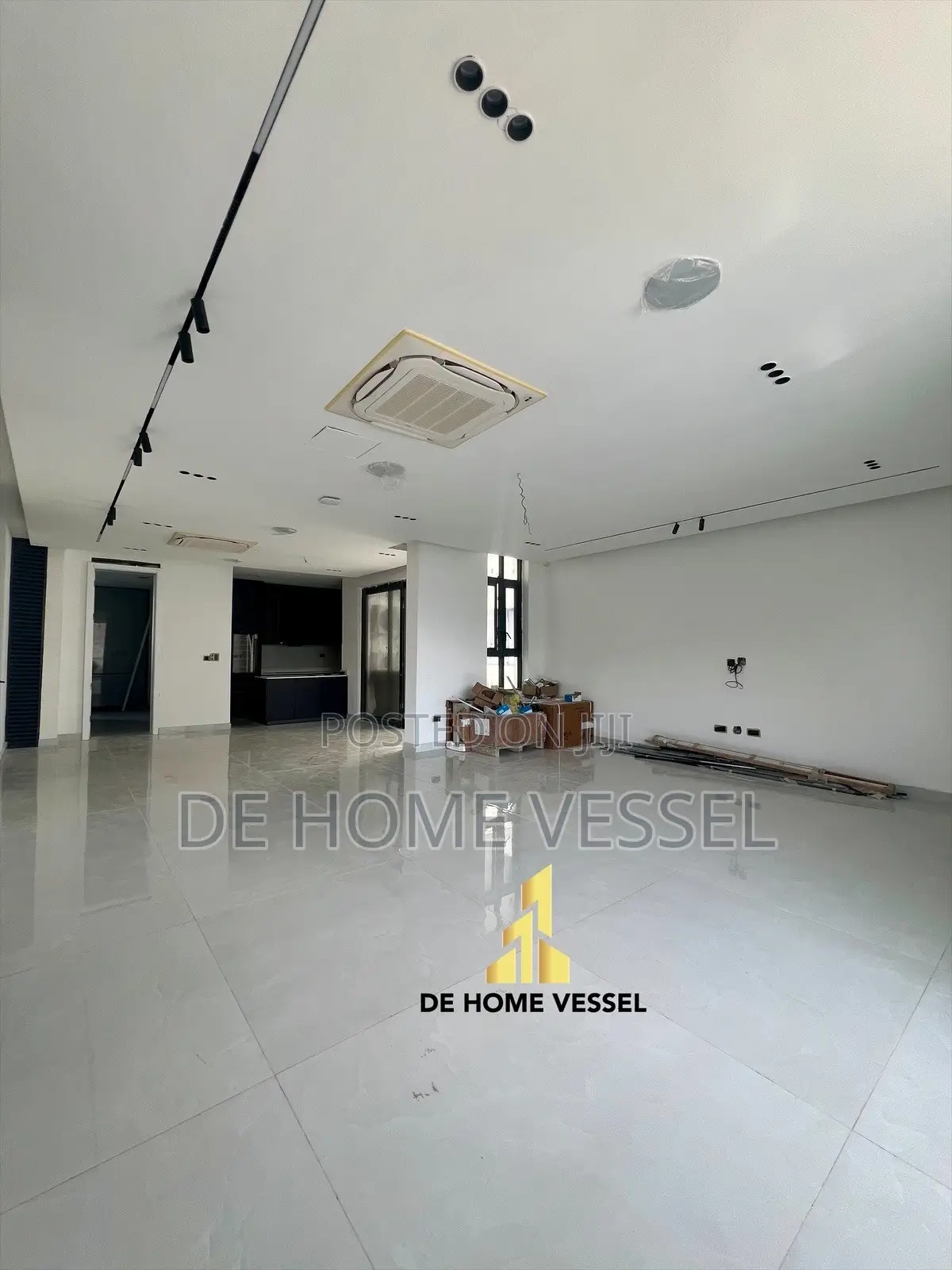 5bdrm Duplex in Banana Island for sale in Banana Island