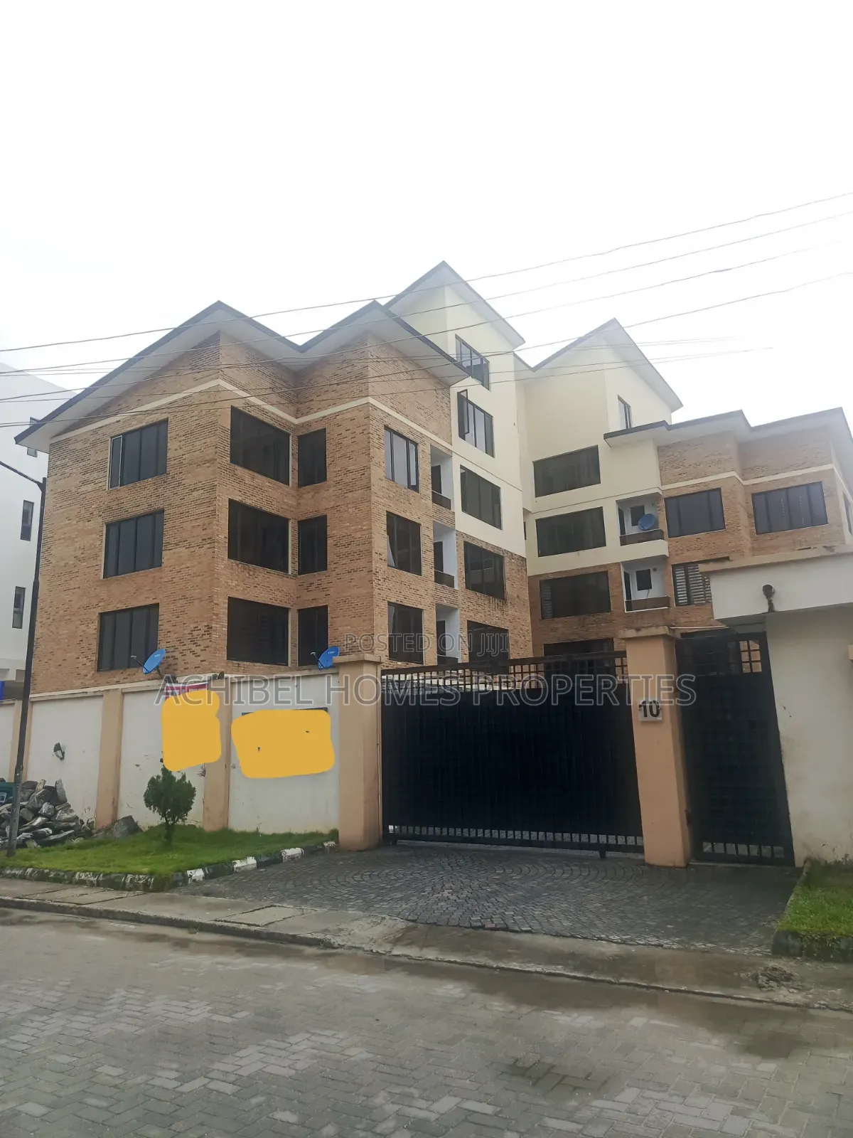 3bdrm Apartment in Ikate, Lekki Phase 1 for rent in Lekki Phase 1