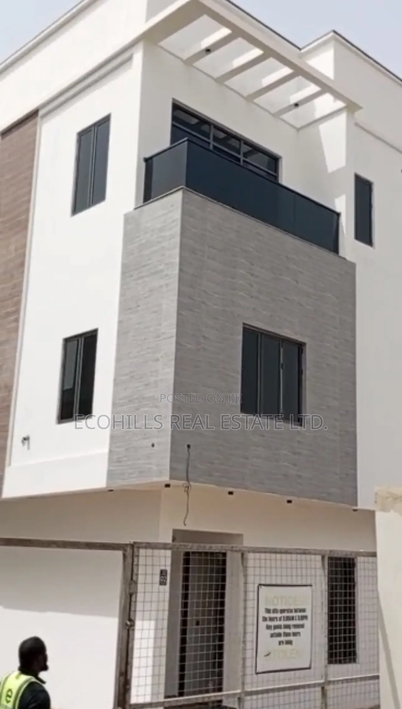 5bdrm Duplex in Mini Estate, Guzape District for sale in Guzape District