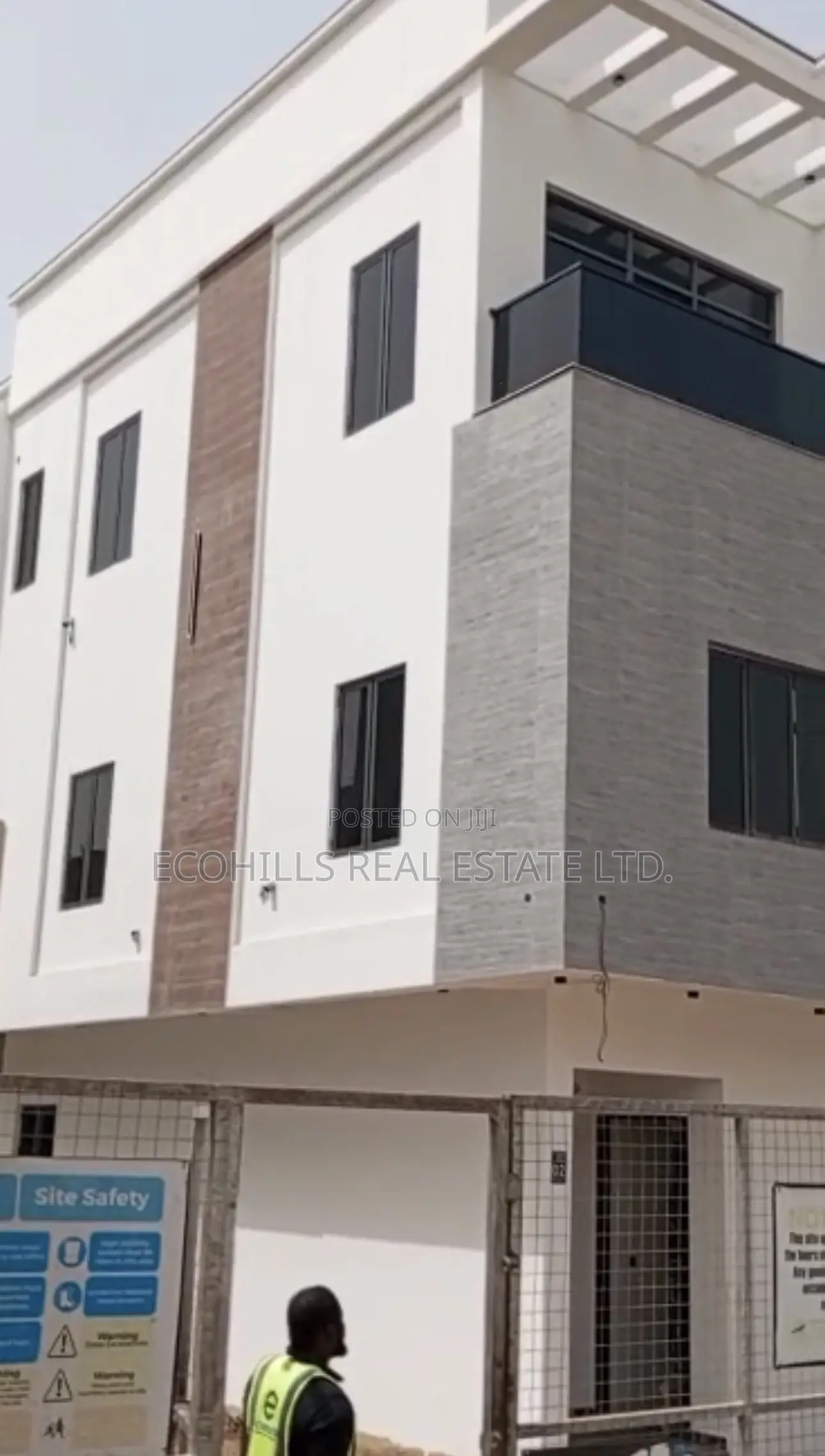 5bdrm Duplex in Mini Estate, Guzape District for sale in Guzape District