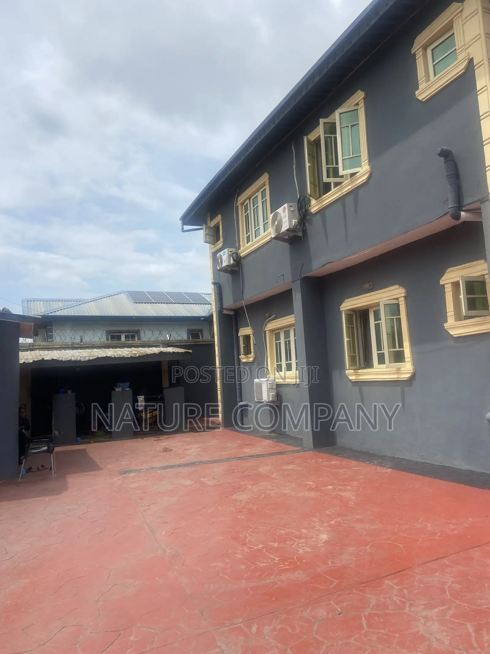 1bdrm Block of Flats in Akiode Close, Omole Phase 1 for sale in Omole Phase 1