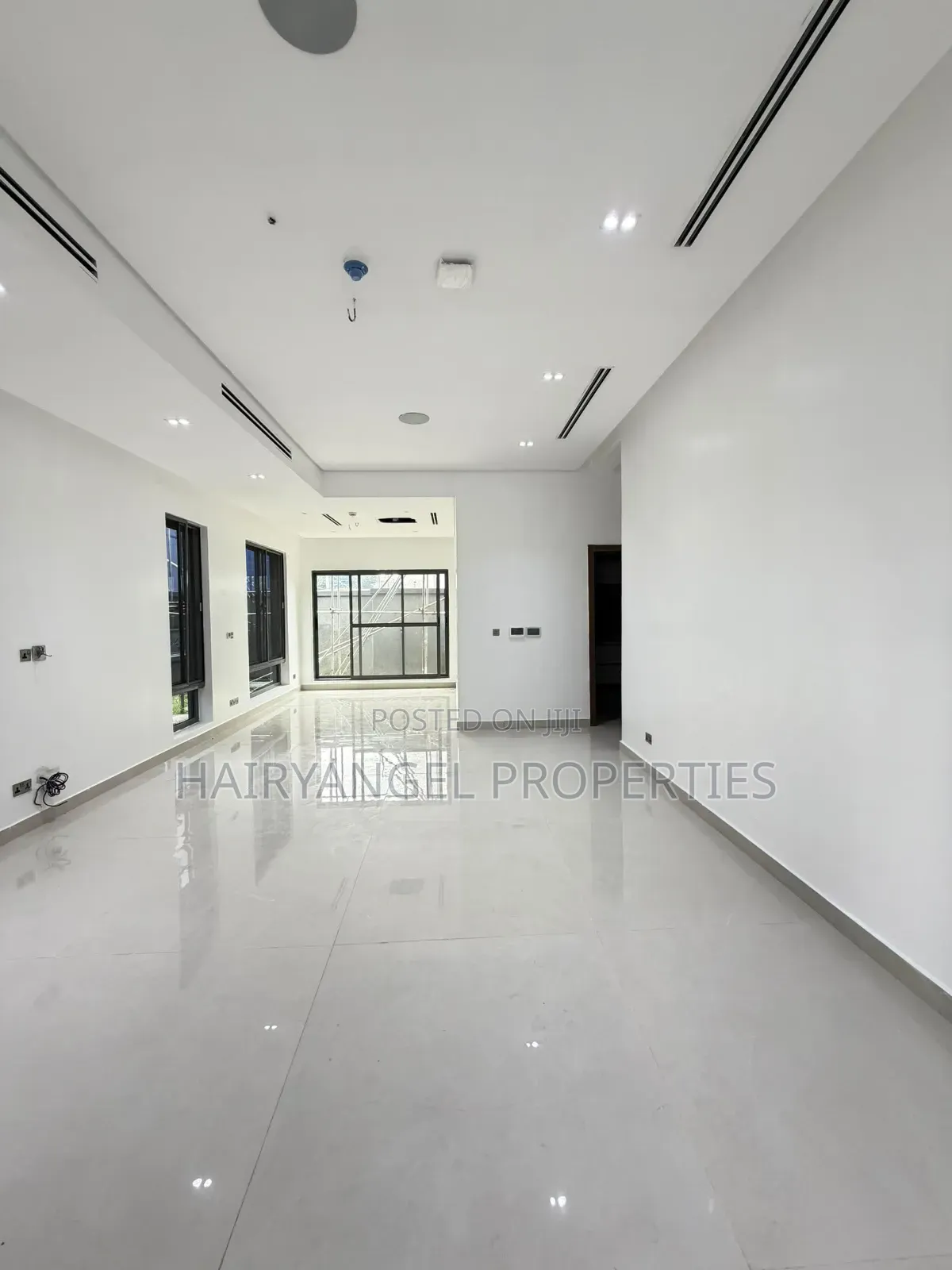 5bdrm Duplex in Osborne Foreshore Estate for sale in Osborne Foreshore Estate
