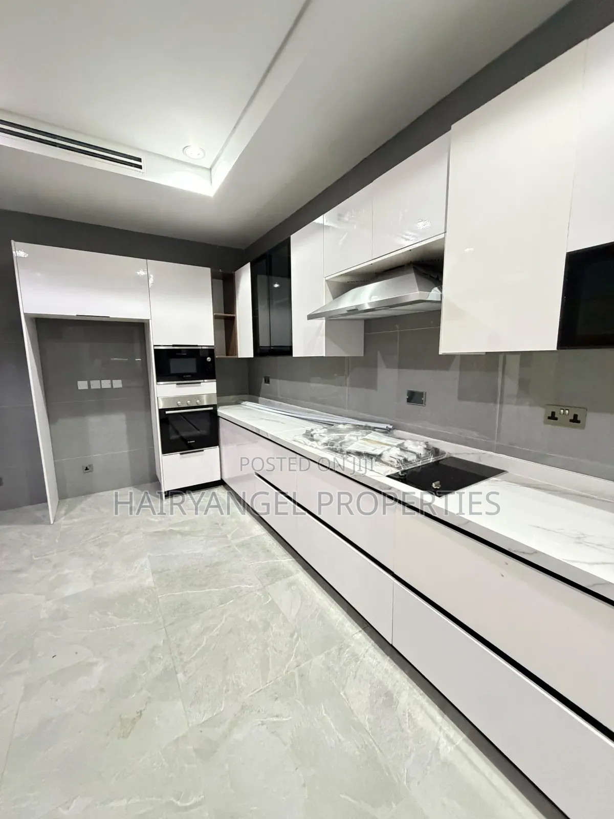 5bdrm Duplex in Osborne Foreshore Estate for sale in Osborne Foreshore Estate
