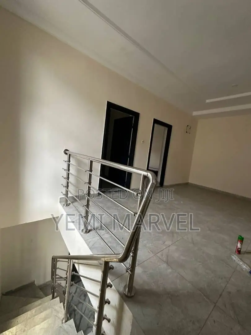 3bdrm Duplex in Oke-Badan Estate, for rent in Akobo