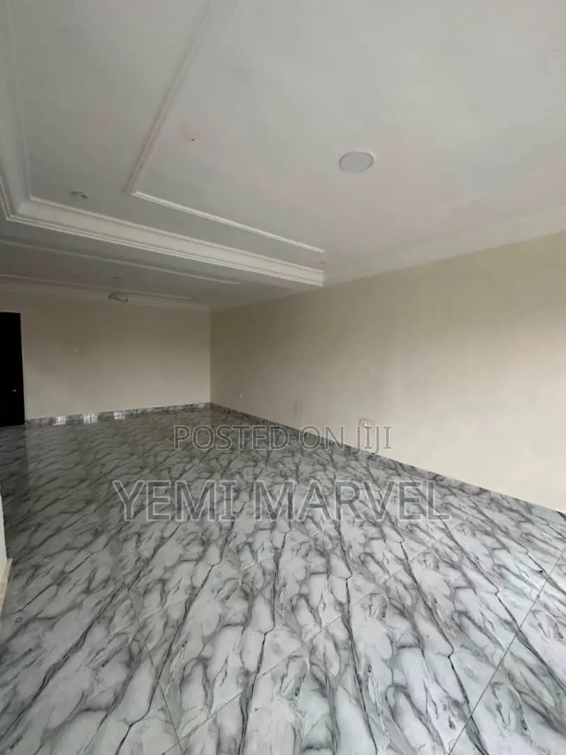 3bdrm Duplex in Oke-Badan Estate, for rent in Akobo
