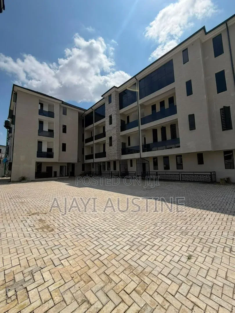 3bdrm Apartment in Jahi, Abuja for sale in Jahi