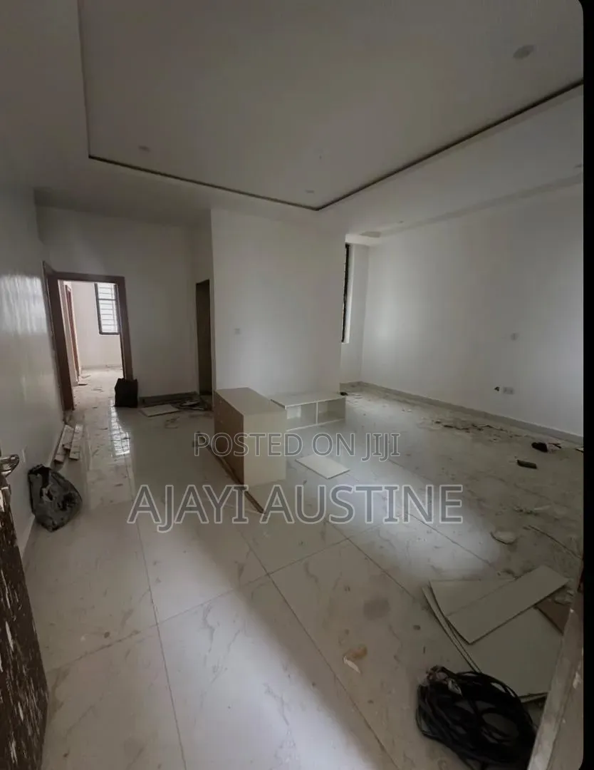 3bdrm Apartment in Jahi, Abuja for sale in Jahi