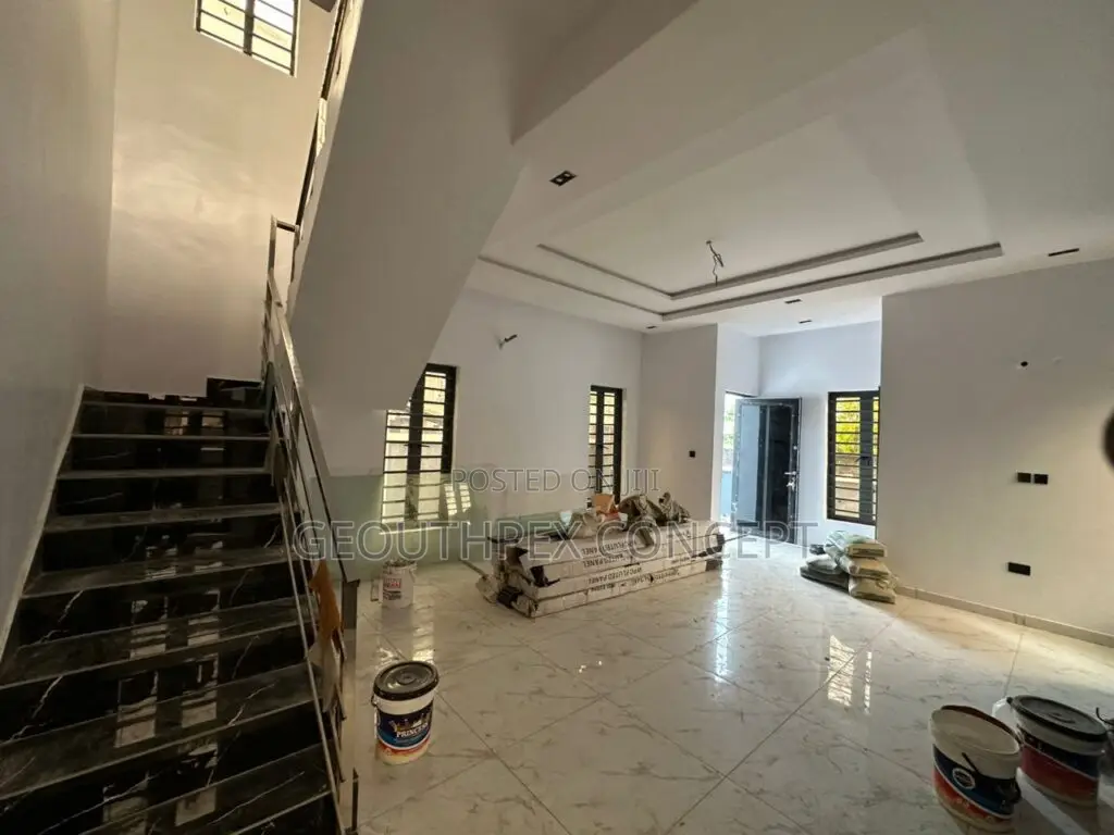 4bdrm Duplex in Aerodrome Gra, Samonda for sale in Samonda