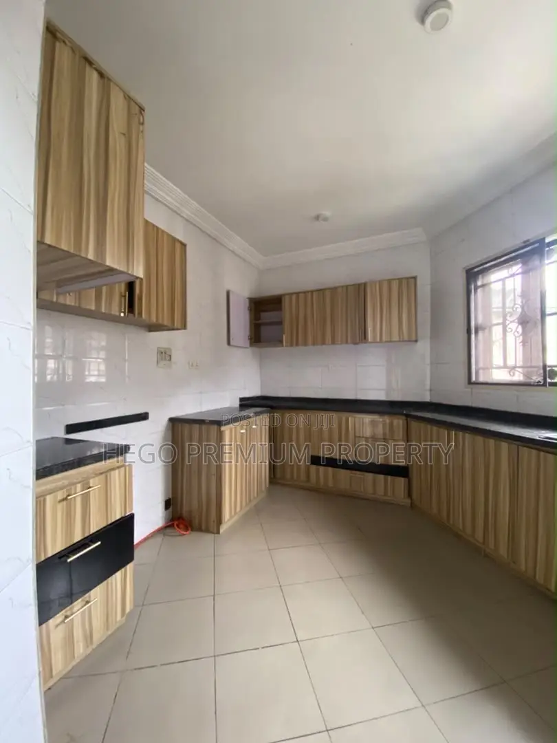 4bdrm Apartment in Old Gra Estate for rent in Old GRA