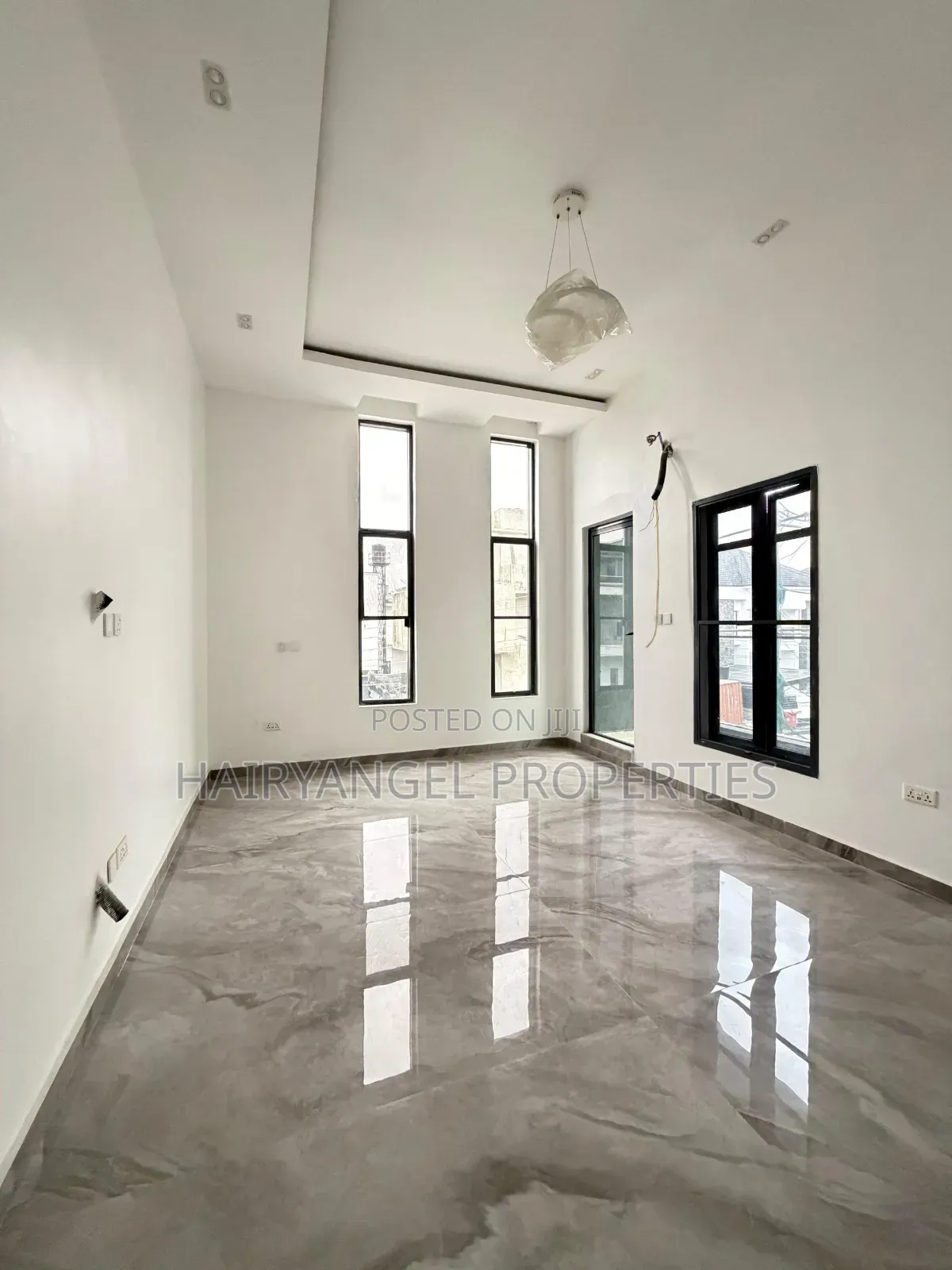 5bdrm Duplex in Lagos Island / Lagos Island for sale in Lagos Island / Lagos Island
