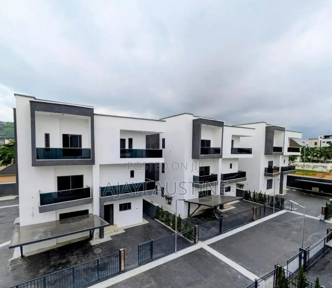 6bdrm Duplex in Katampe Extension, for sale in Katampe Extension