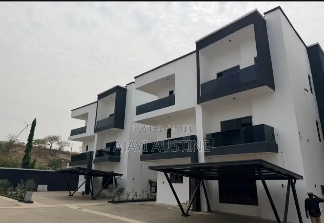 6bdrm Duplex in Katampe Extension, for sale in Katampe Extension