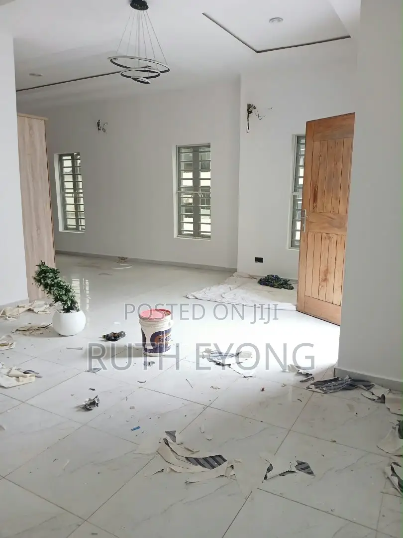 5bdrm House in Ologolo Lekki for rent in Ologolo