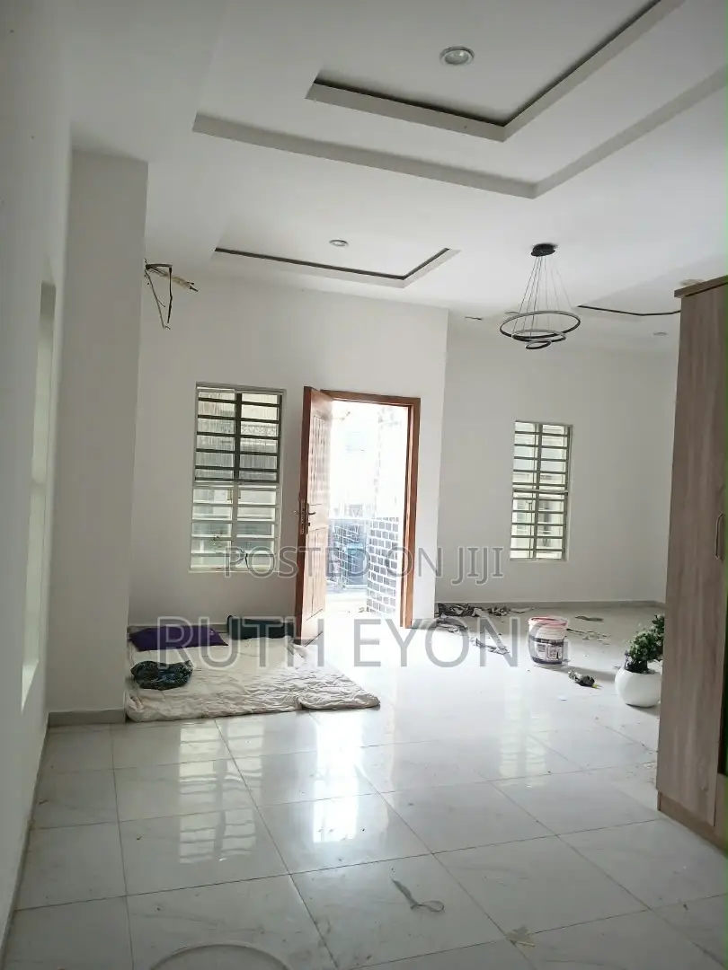 5bdrm House in Ologolo Lekki for rent in Ologolo