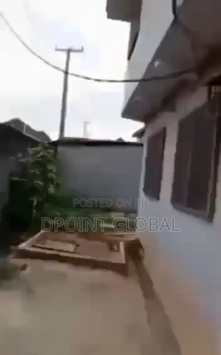 8bdrm Block of Flats in Not, New Oko Oba for sale in New Oko Oba